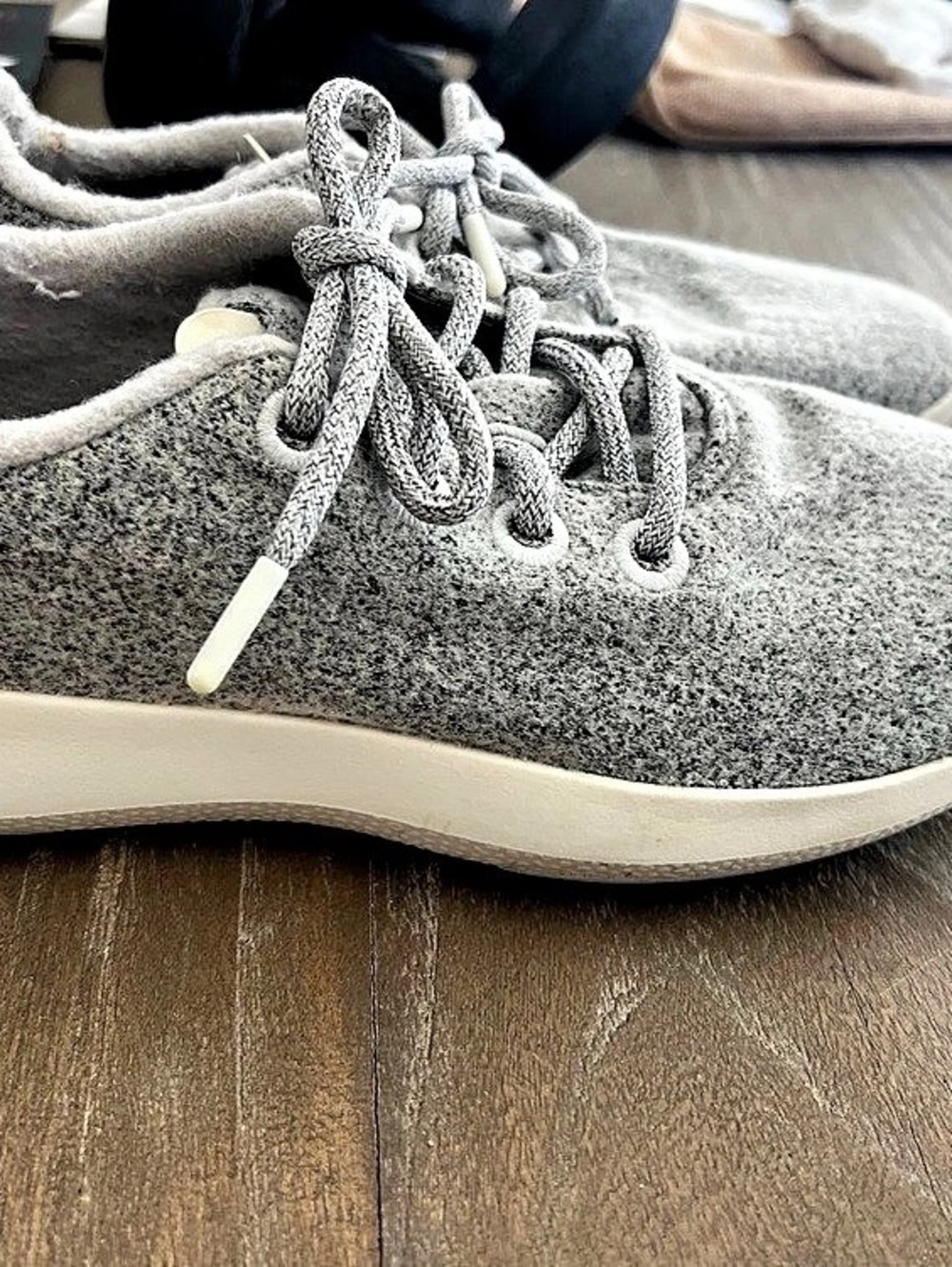 Allbirds Wool Runners Gray & White Sneakers US 9